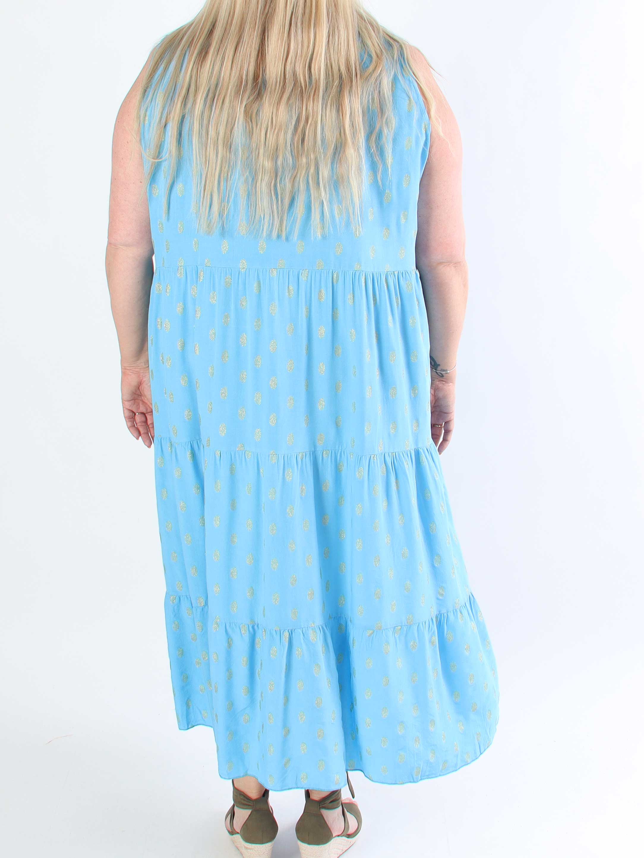 Dotti Gold Sleeveless - Plus size kjole med lag på lag look i viskose